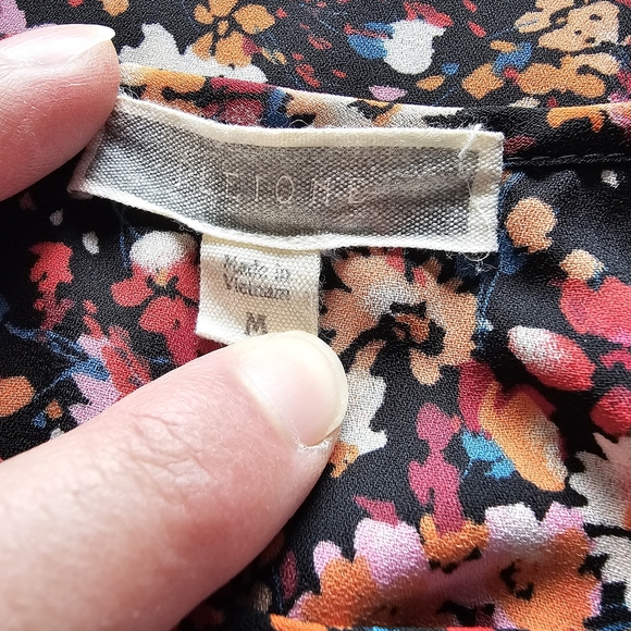 Anthropologie Pleione Black Mauve Ditsy Floral Cutout Long Sleeve Blouse - Picture 2 of 13